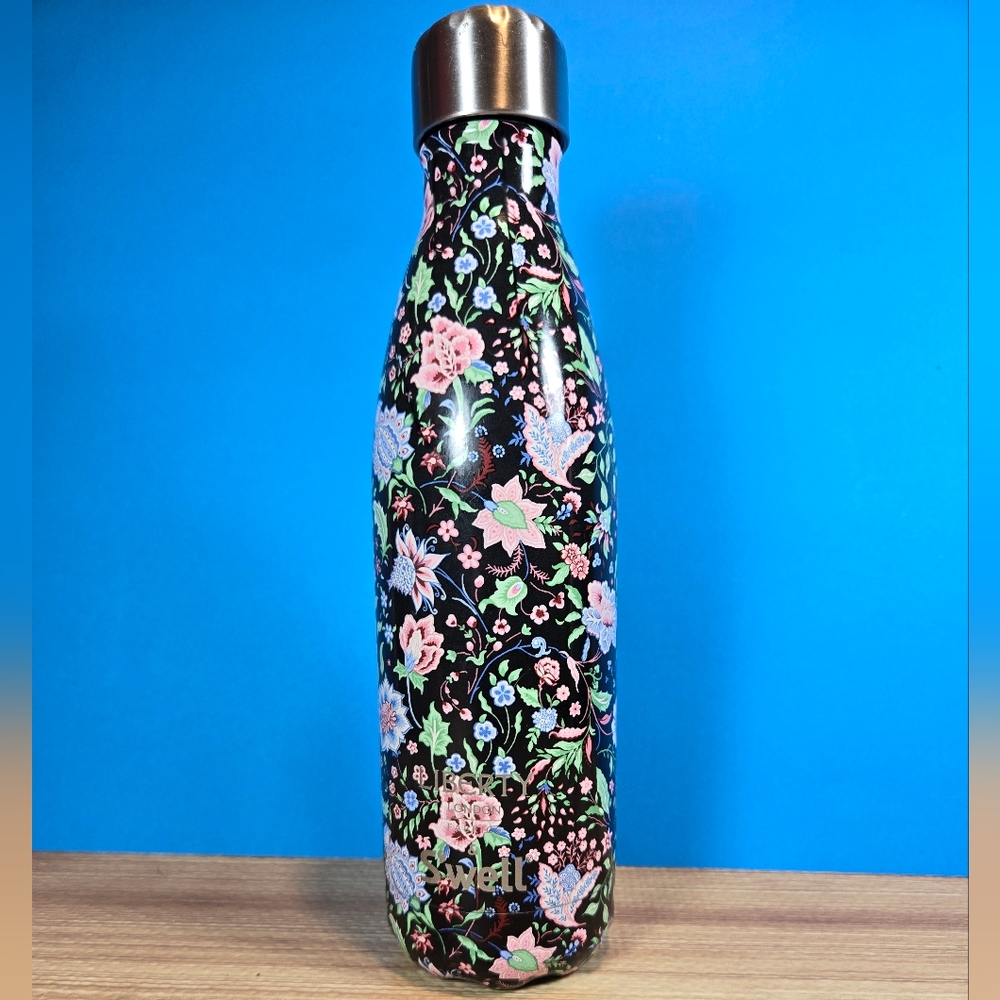 S'WELL 17 0z. Stainless Steel Water Bottle Hot/Cold